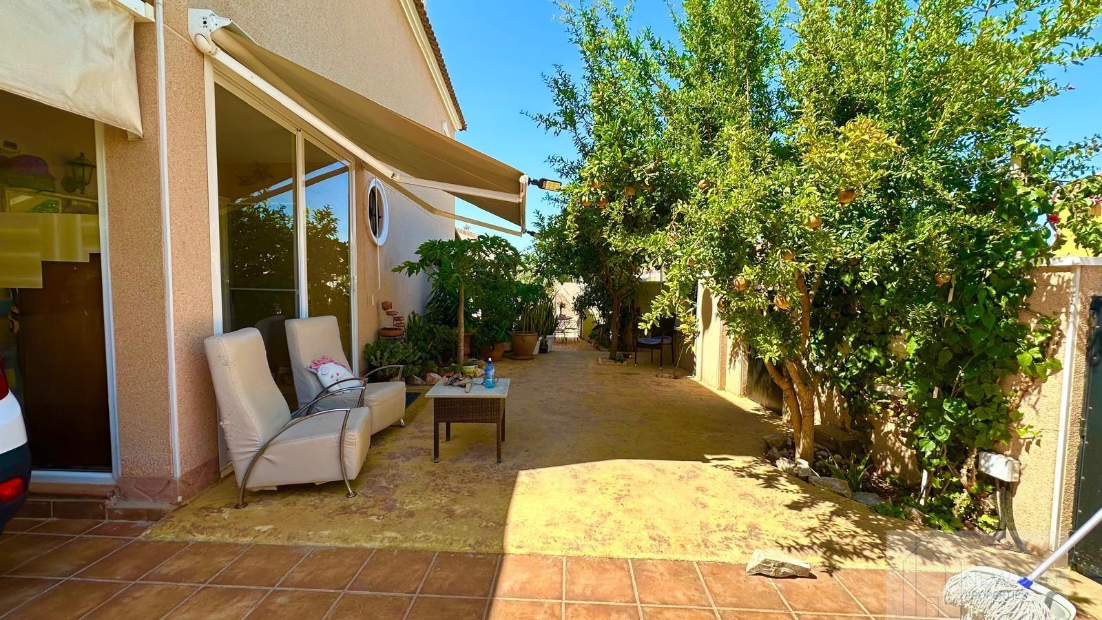 Venta de chalet en Orihuela Costa