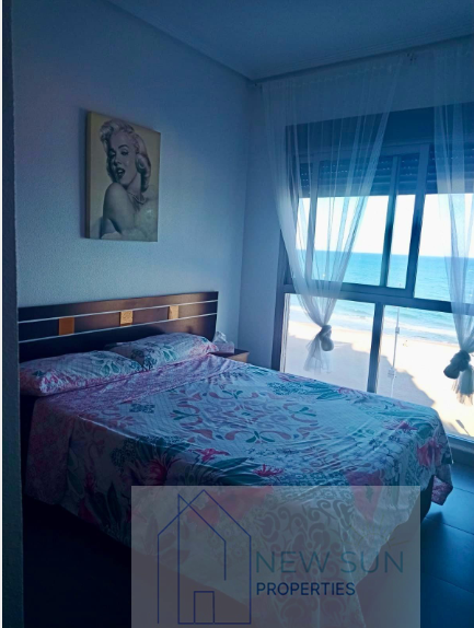 For sale of apartment in Guardamar del Segura