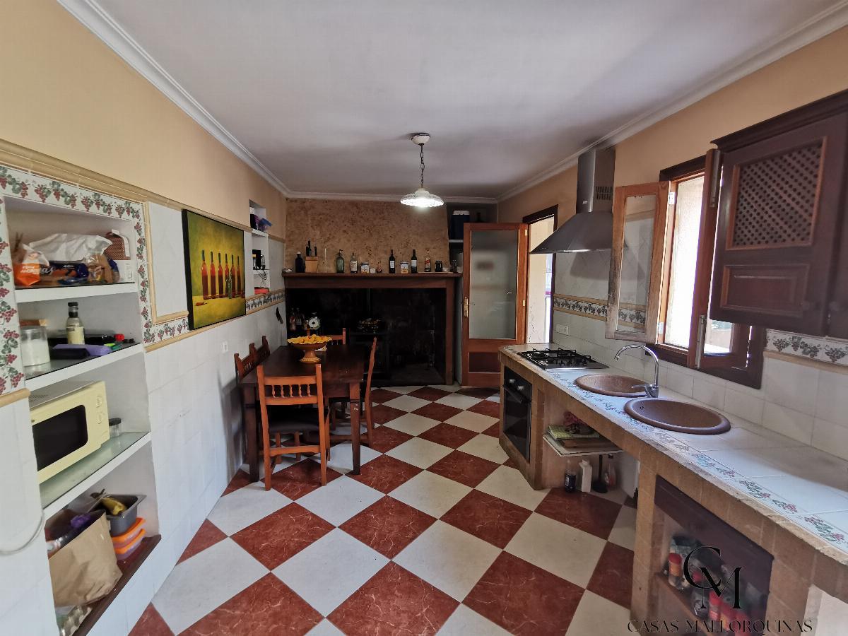 Zu verkaufen von chalet in
 Ariany