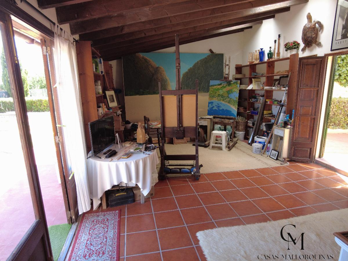 For sale of chalet in Santa Margalida