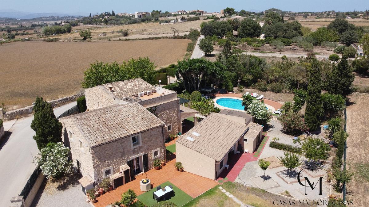 For sale of chalet in Santa Margalida