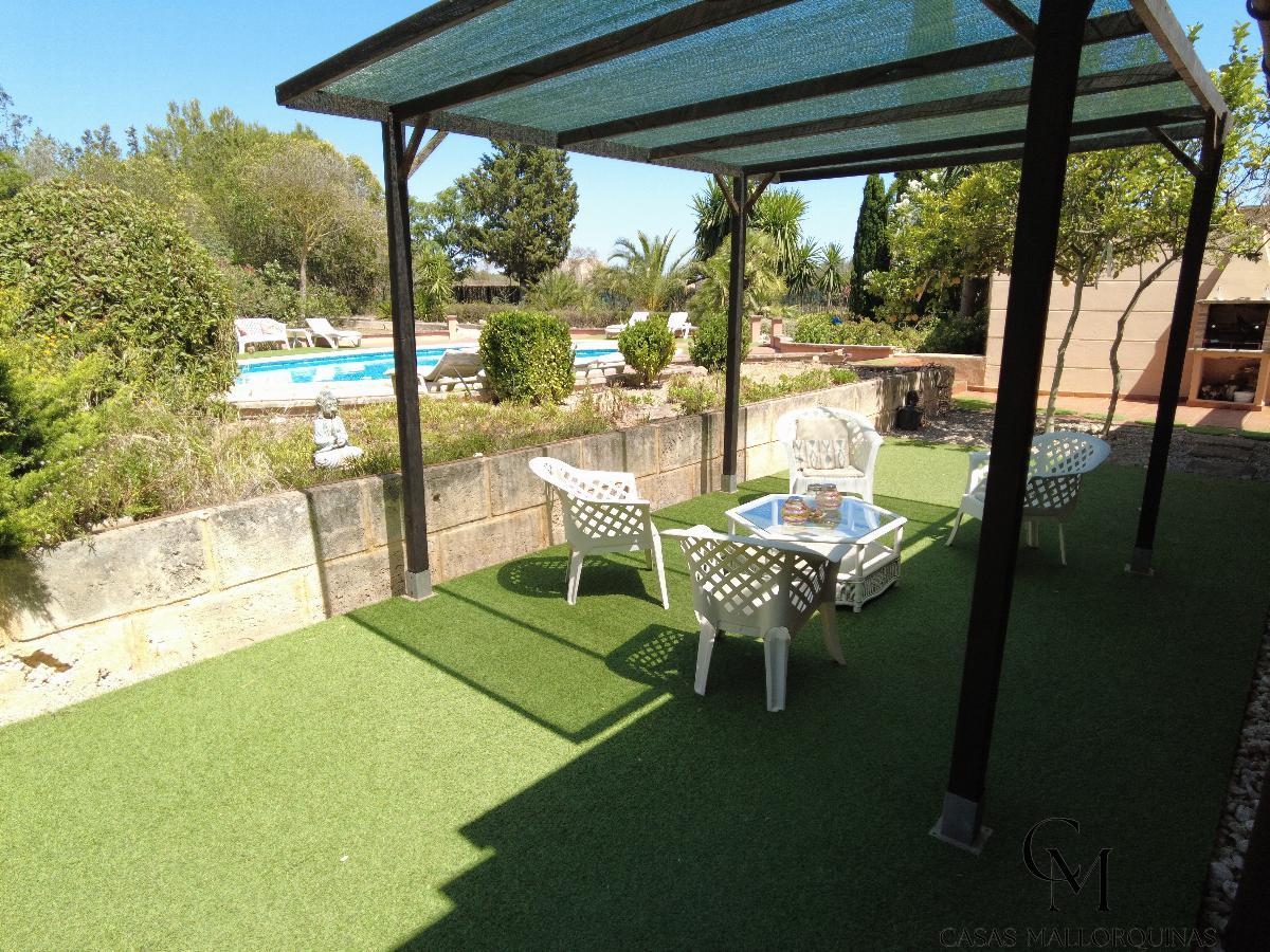 For sale of chalet in Santa Margalida