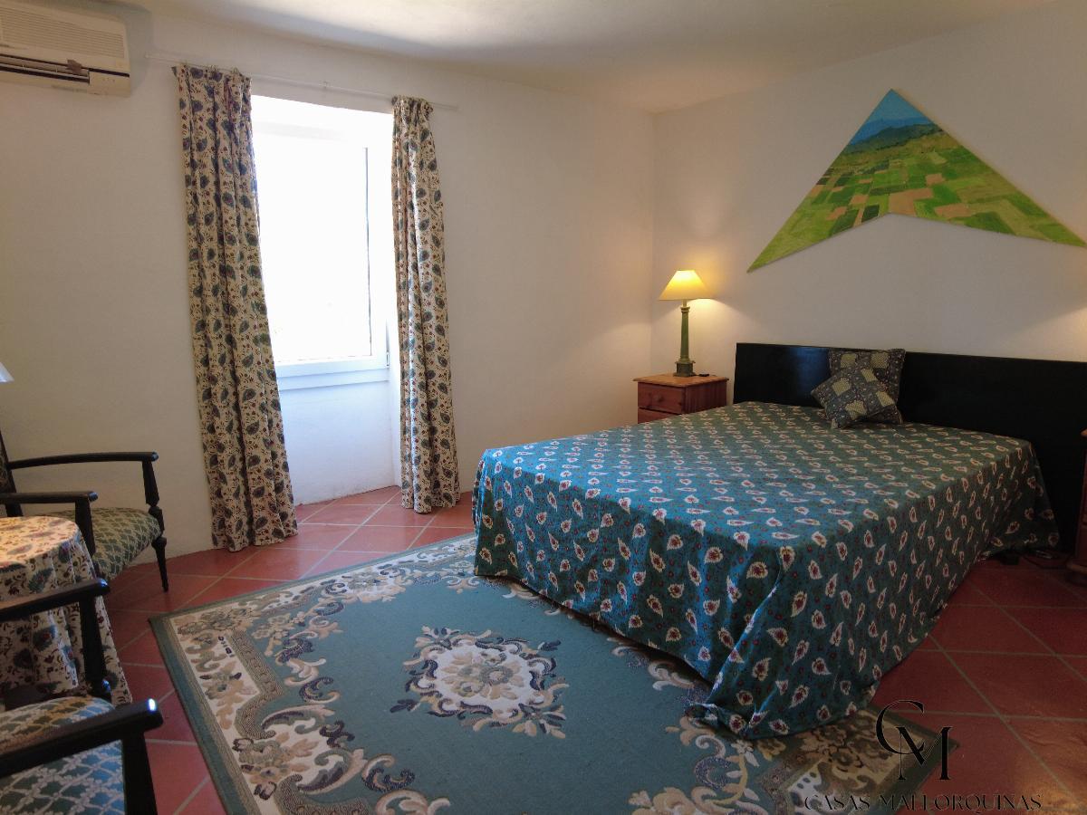 For sale of chalet in Santa Margalida