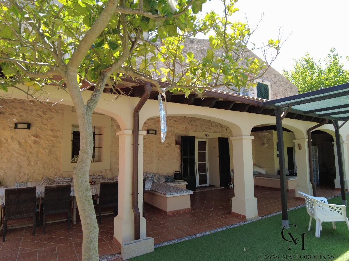 For sale of chalet in Santa Margalida