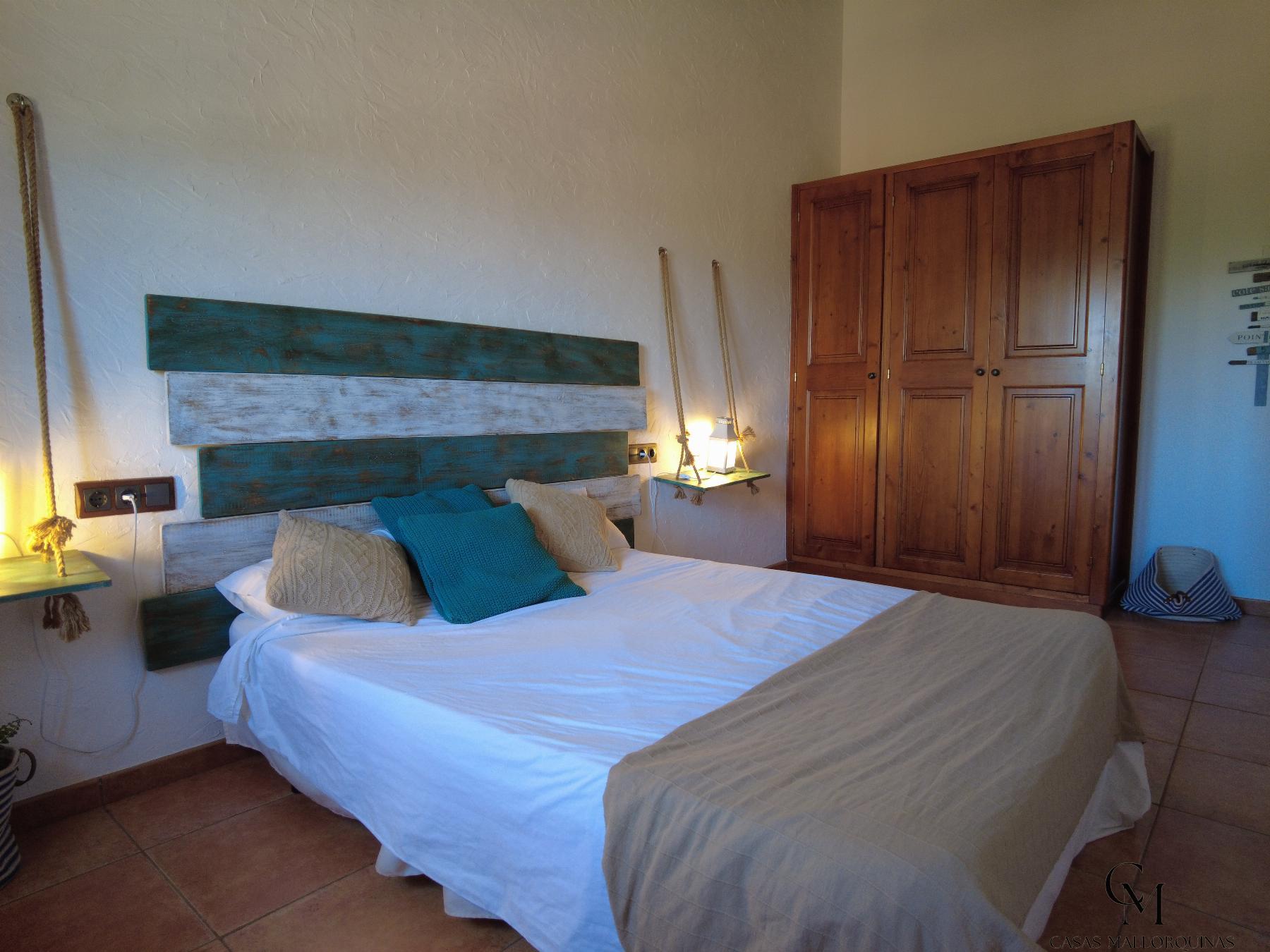 Zu verkaufen von chalet in
 Santa Eugènia