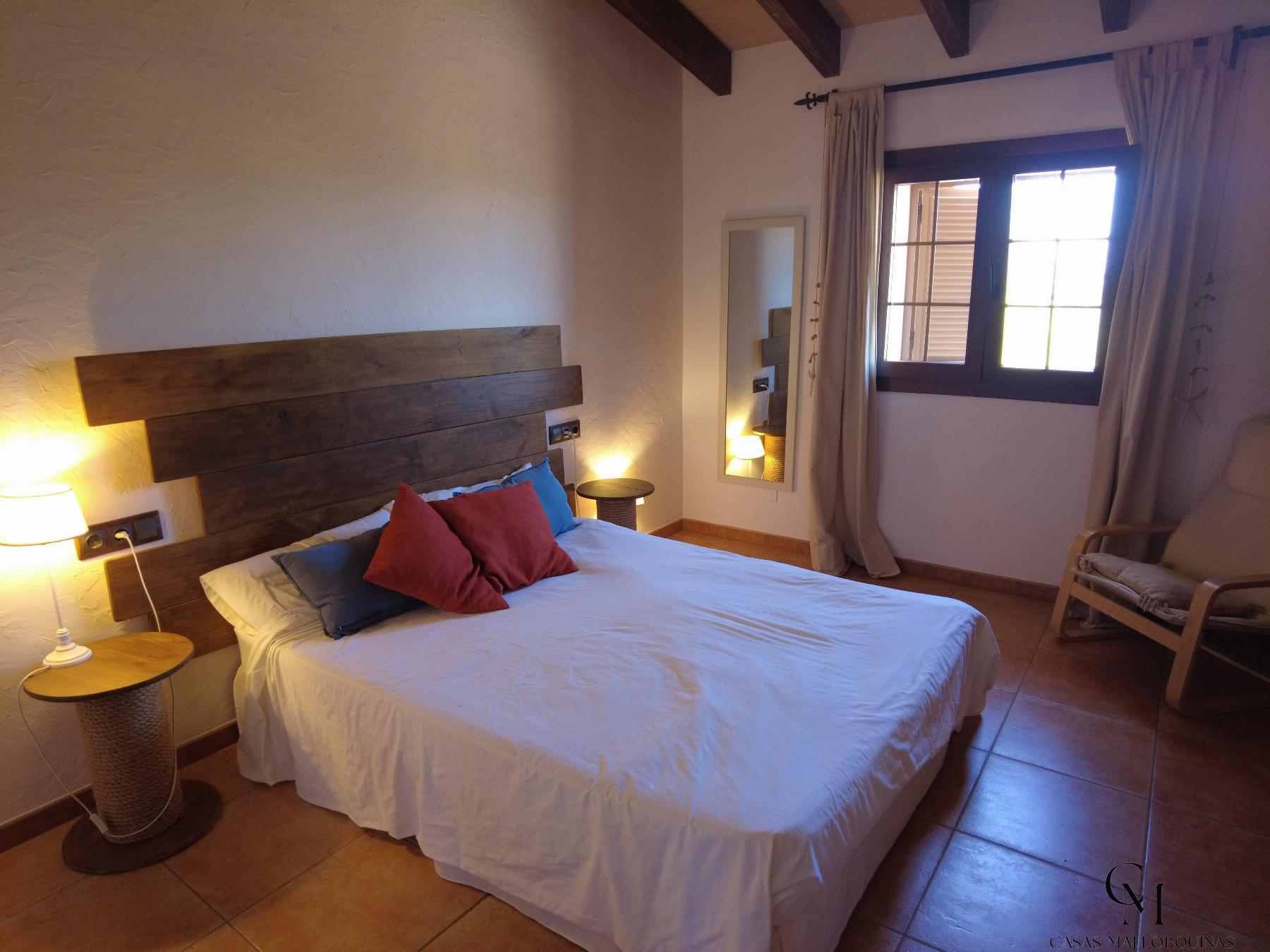 Zu verkaufen von chalet in
 Santa Eugènia