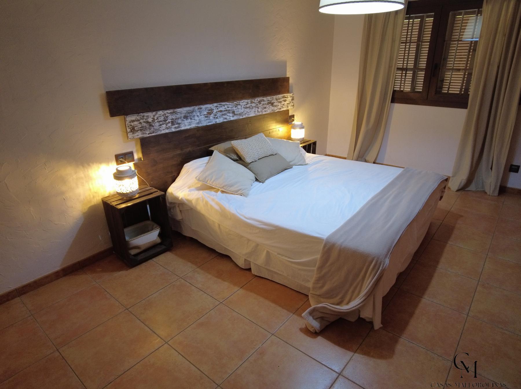 Zu verkaufen von chalet in
 Santa Eugènia