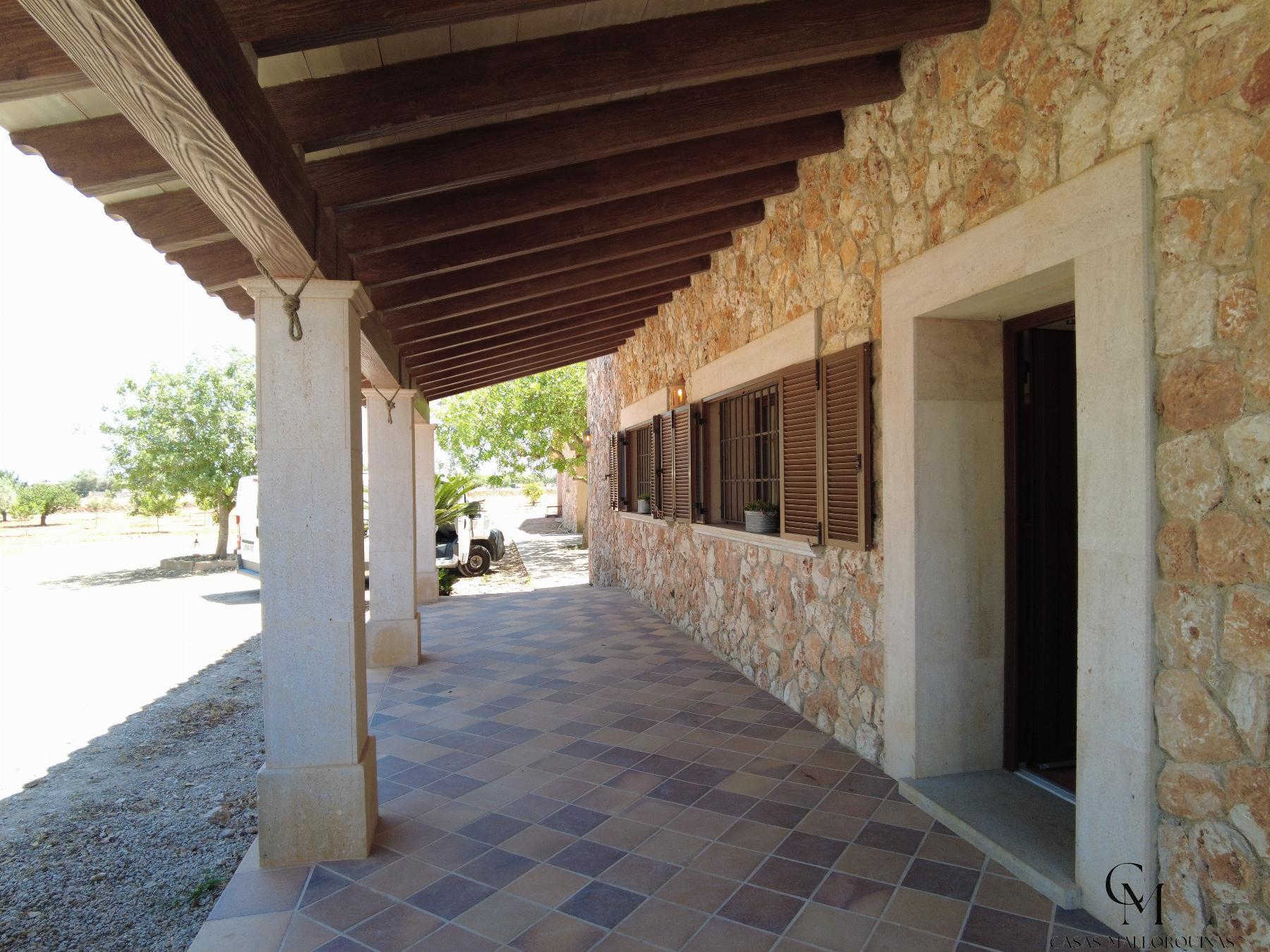 Zu verkaufen von chalet in
 Santa Eugènia