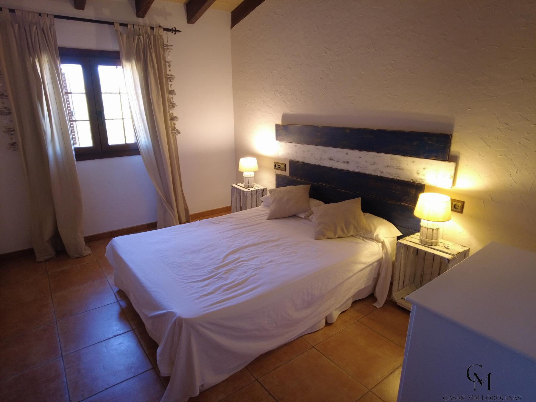 Zu verkaufen von chalet in
 Santa Eugènia
