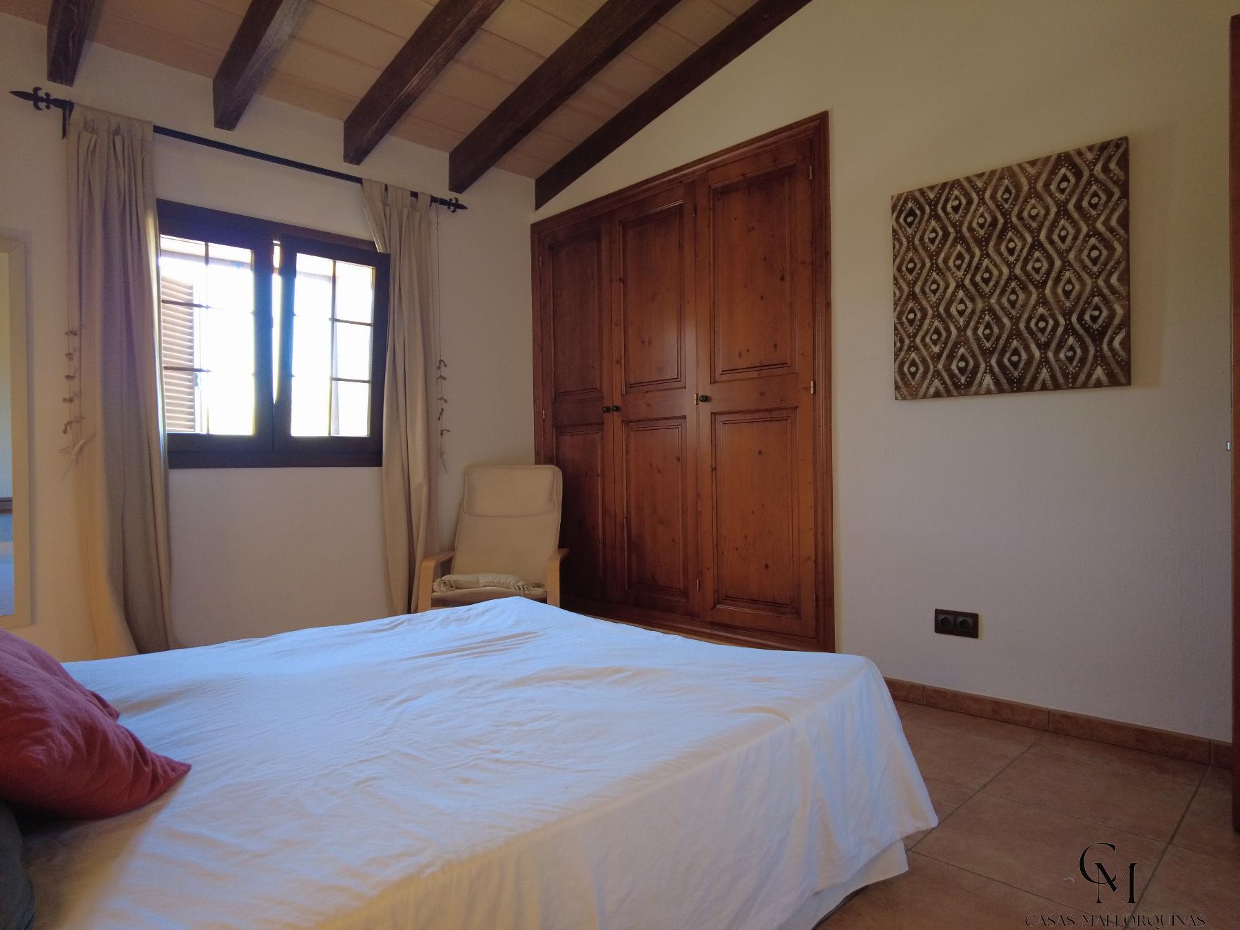 Zu verkaufen von chalet in
 Santa Eugènia