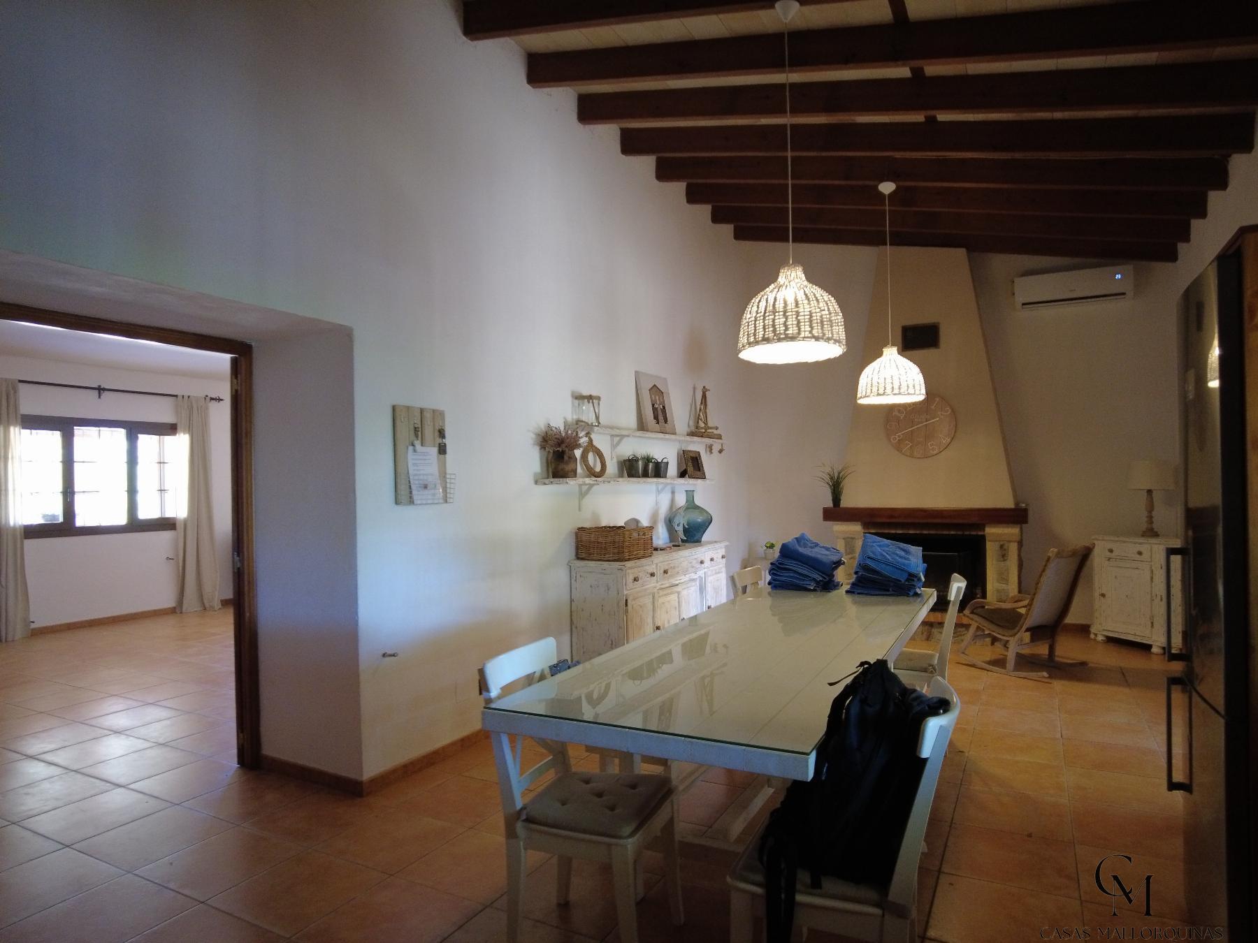 Zu verkaufen von chalet in
 Santa Eugènia