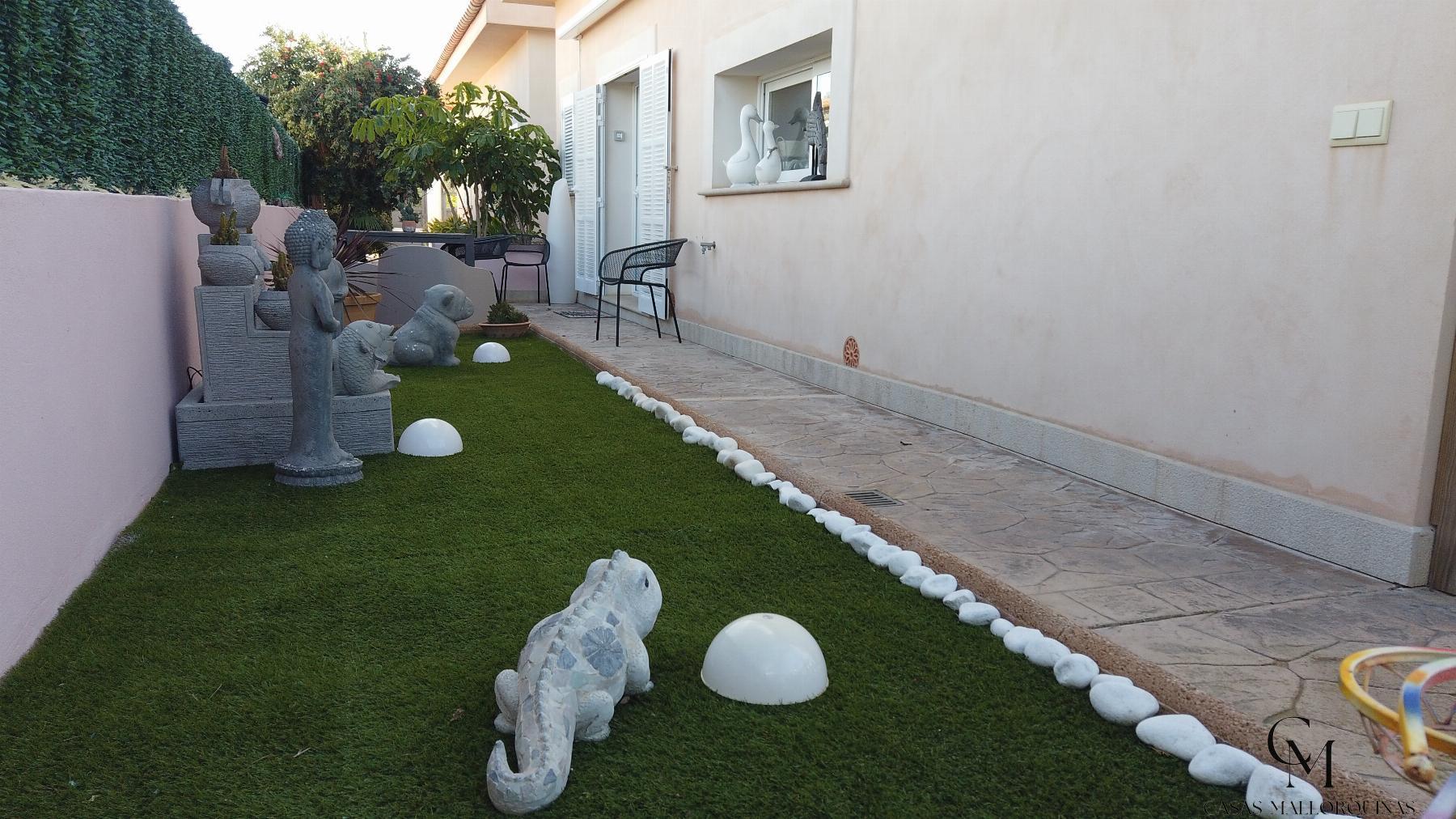 For sale of chalet in Santa Margalida