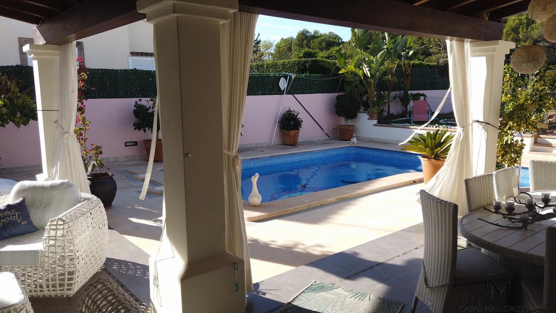For sale of chalet in Santa Margalida