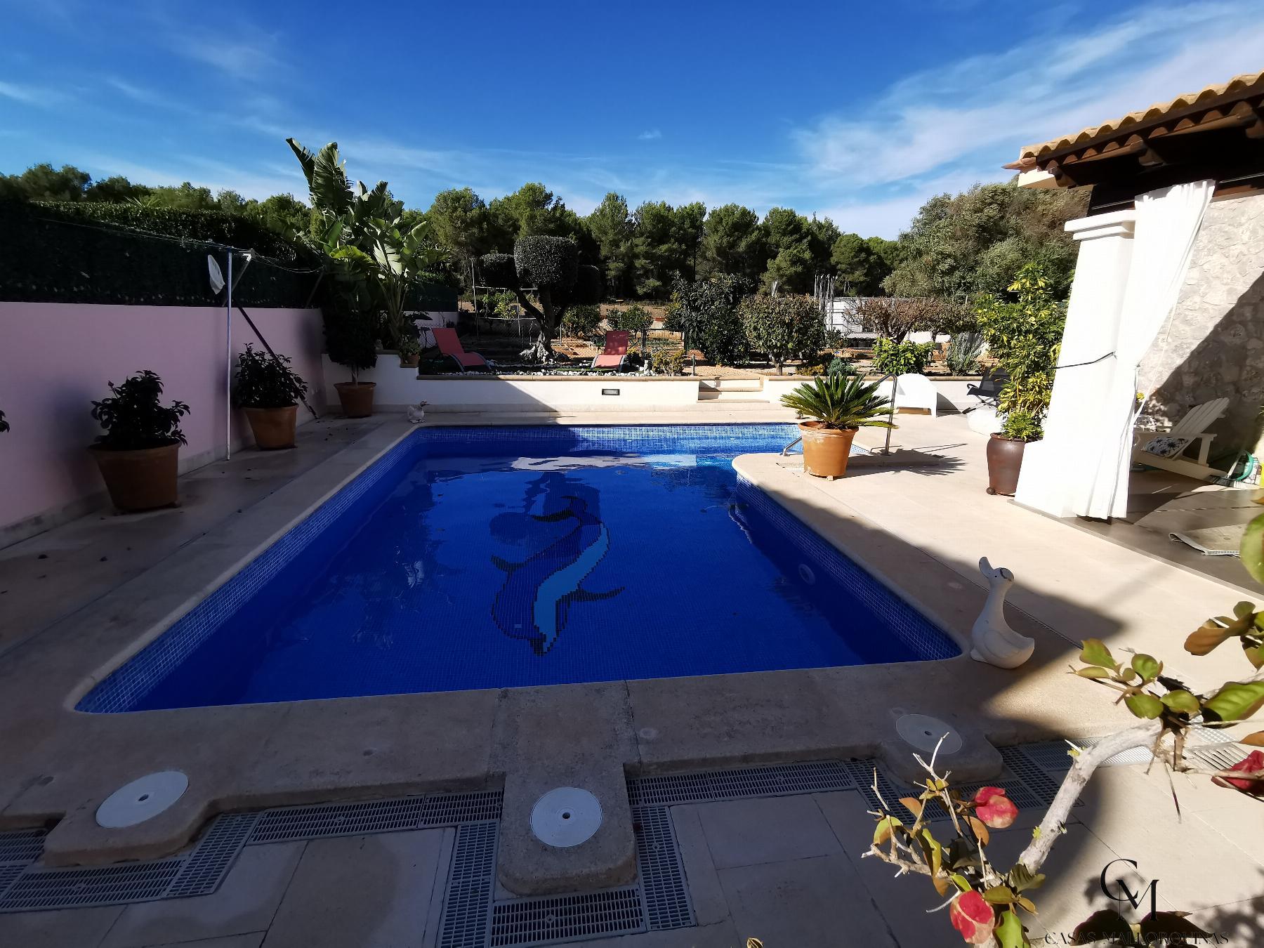 For sale of chalet in Santa Margalida