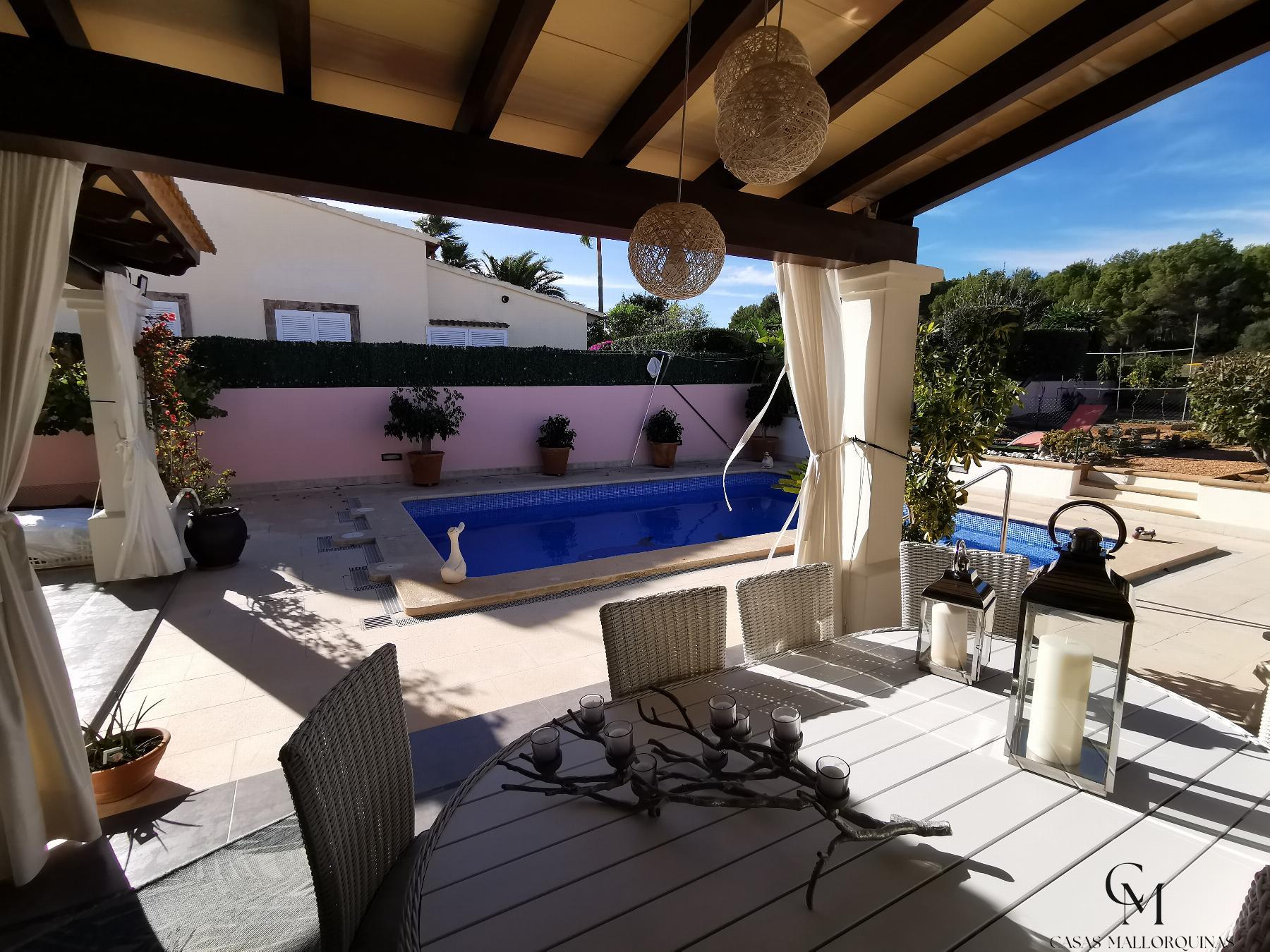 For sale of chalet in Santa Margalida