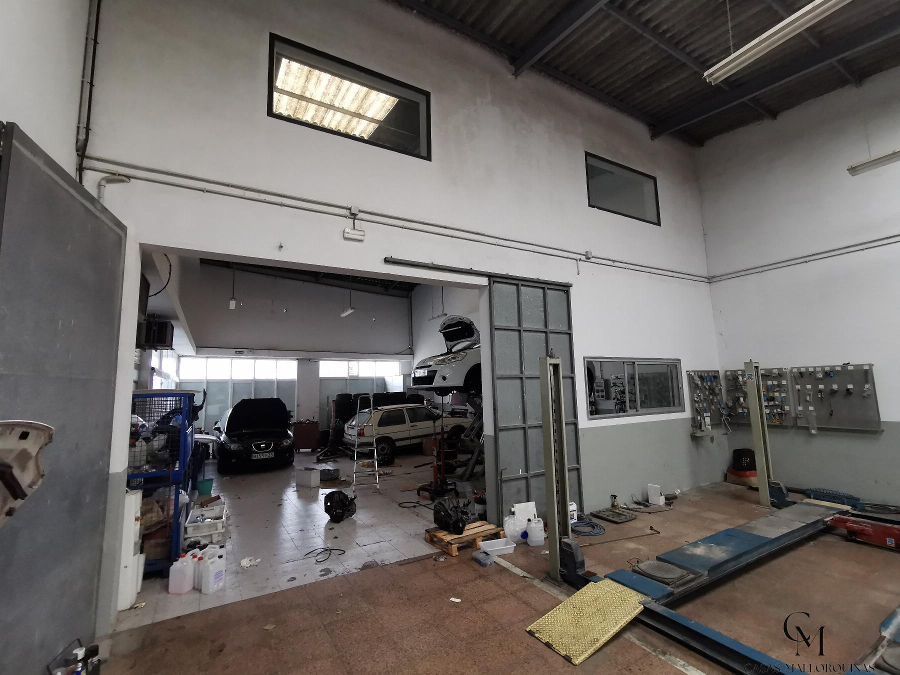 For sale of chalet in Santa Margalida