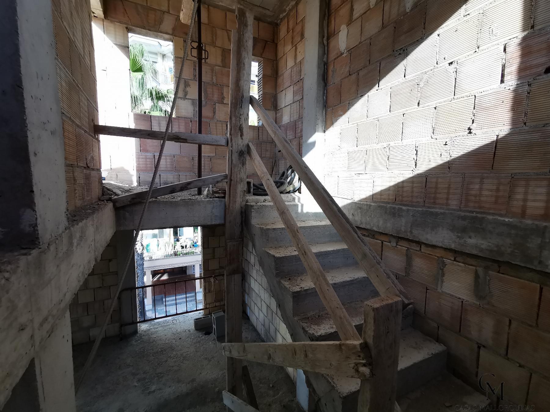 For sale of building in Maria de la Salut