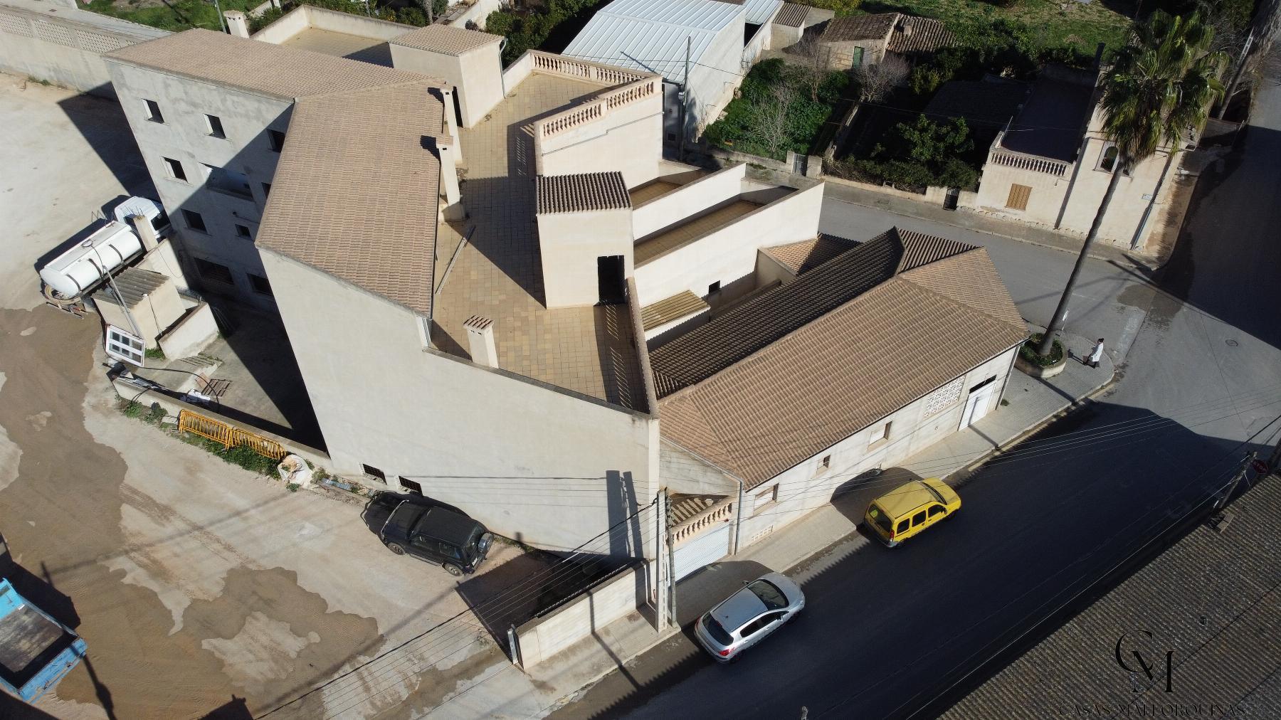 For sale of building in Maria de la Salut