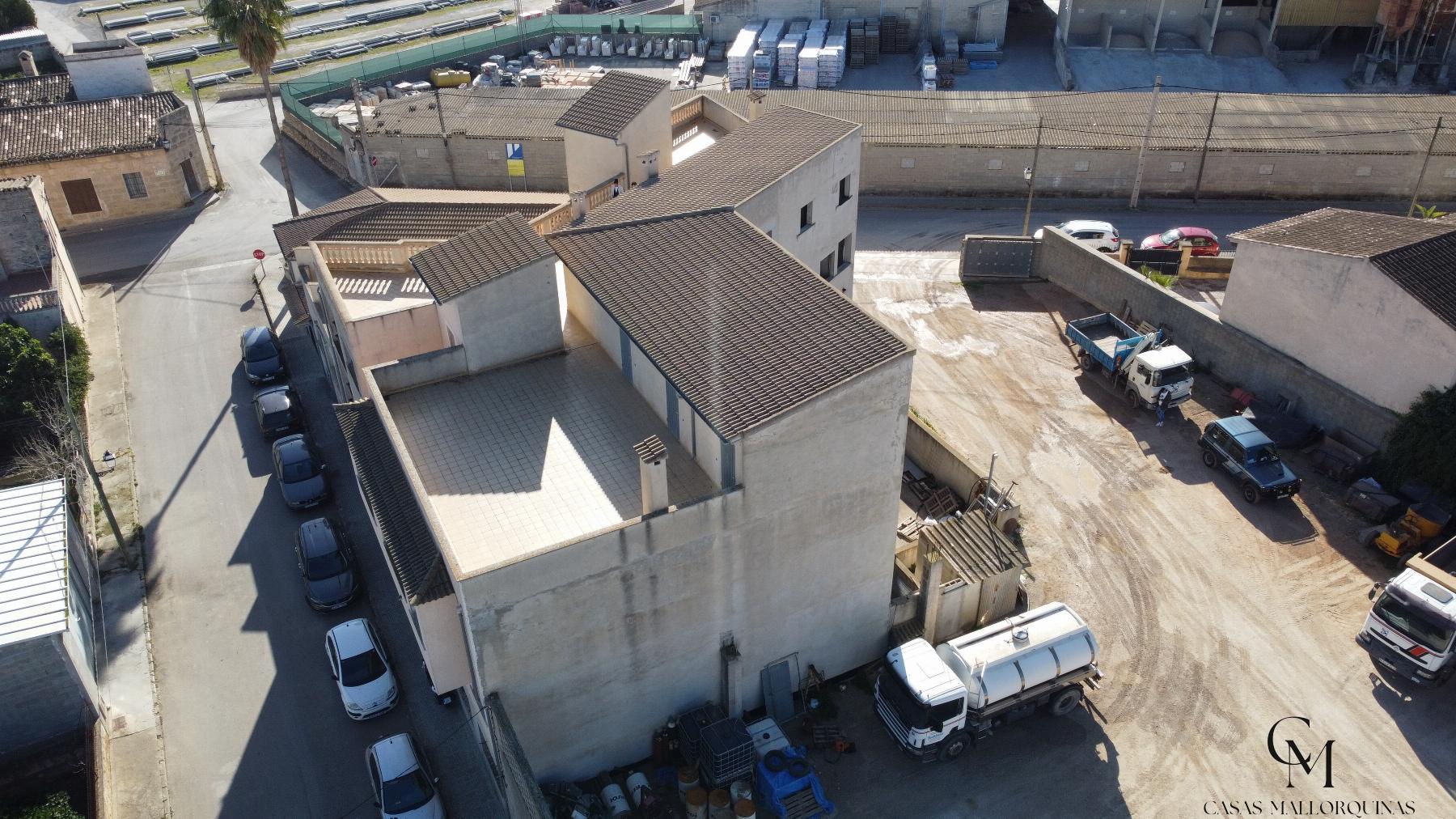 For sale of building in Maria de la Salut