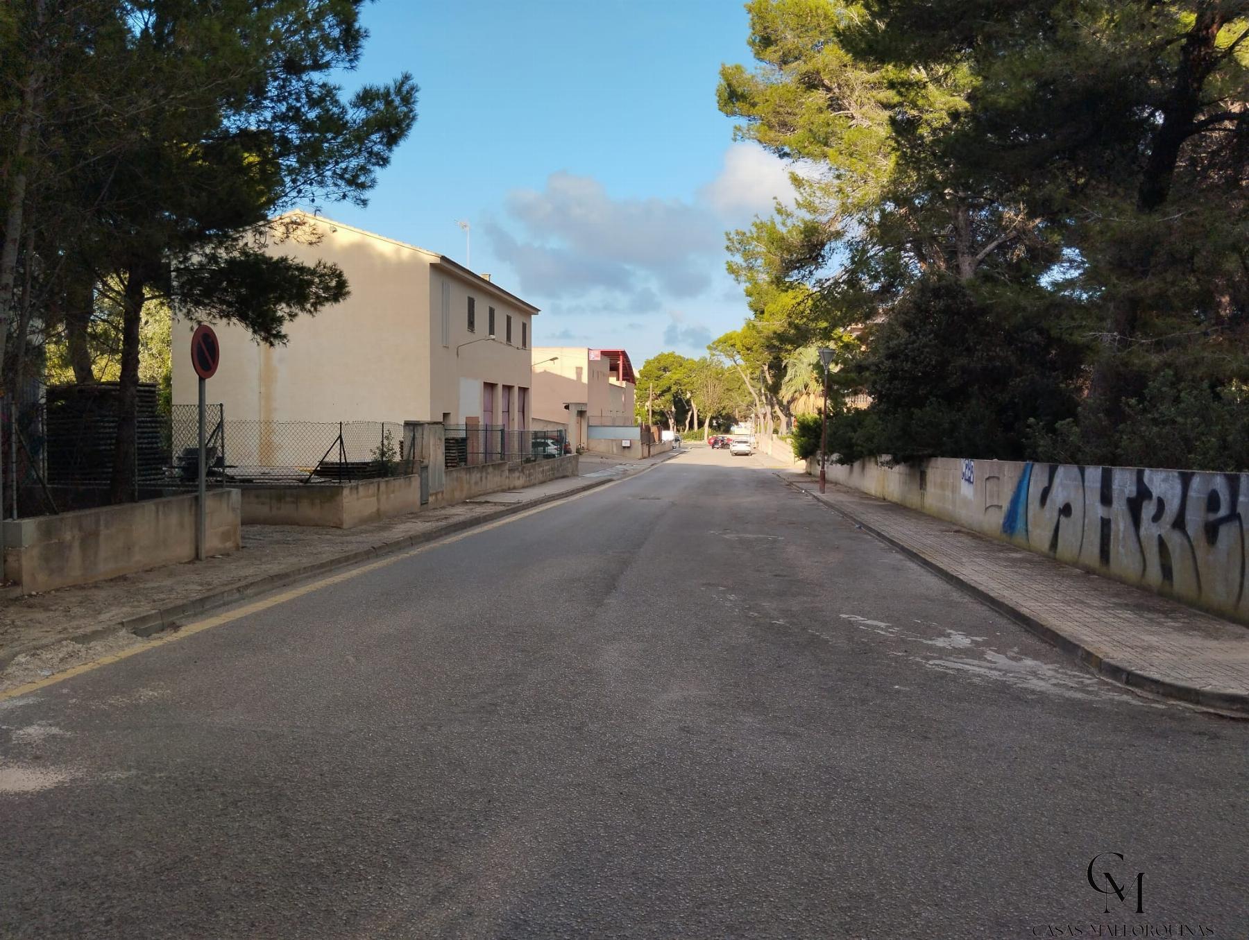 For sale of land in Can Picafort