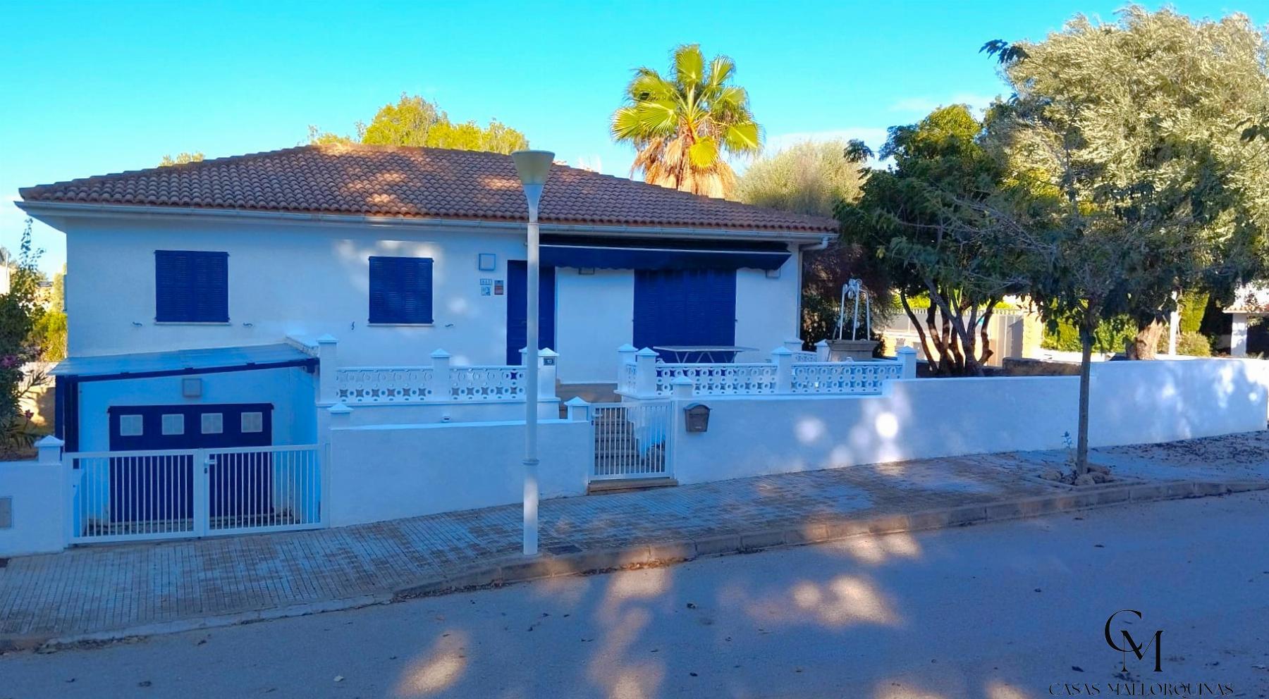 For sale of chalet in Santa Margalida