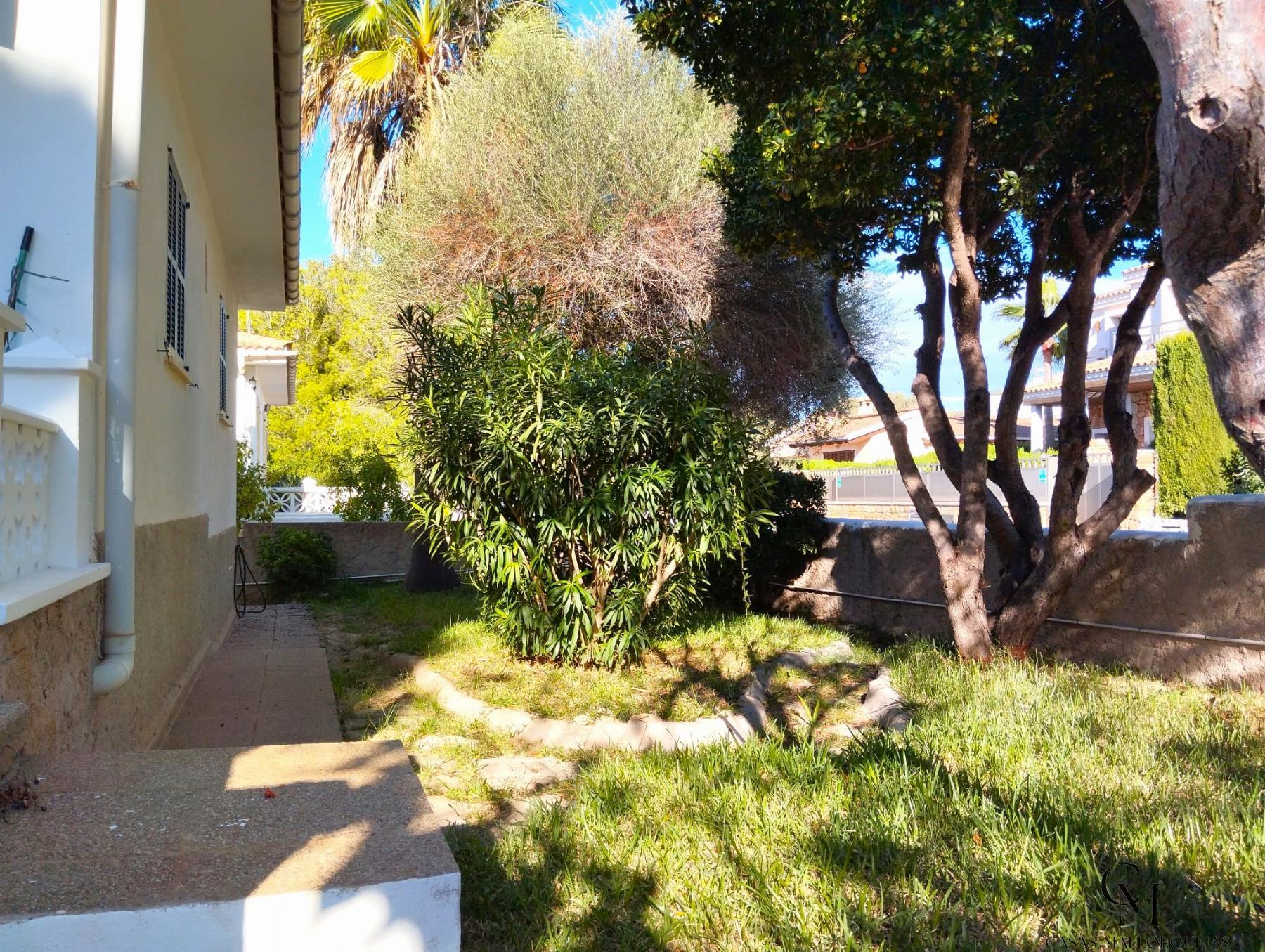 For sale of chalet in Santa Margalida