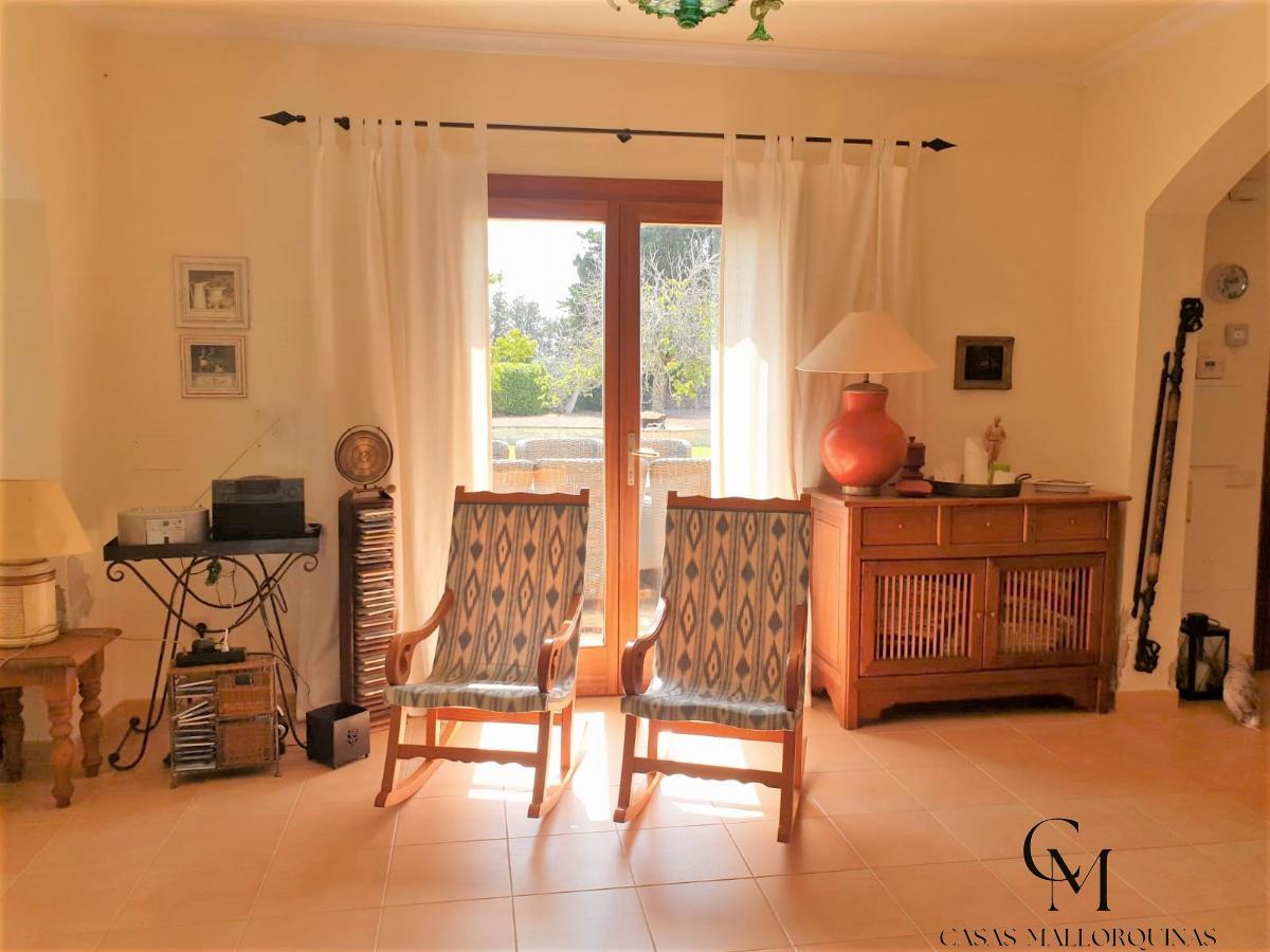 For sale of chalet in Santa Margalida