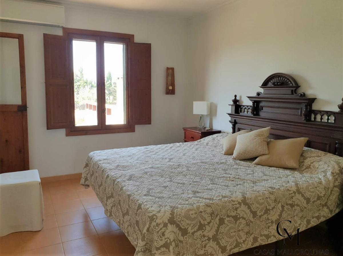 For sale of chalet in Santa Margalida