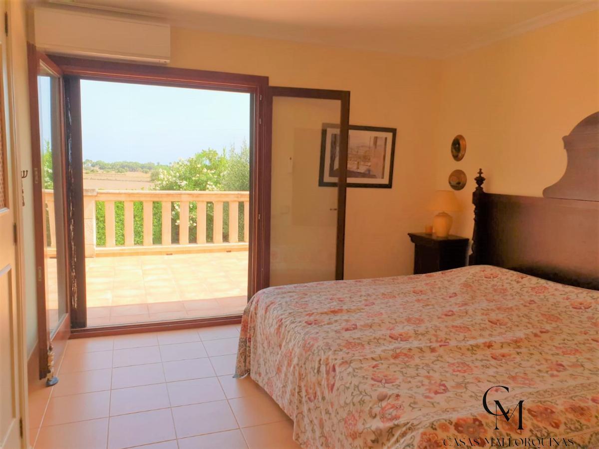 For sale of chalet in Santa Margalida