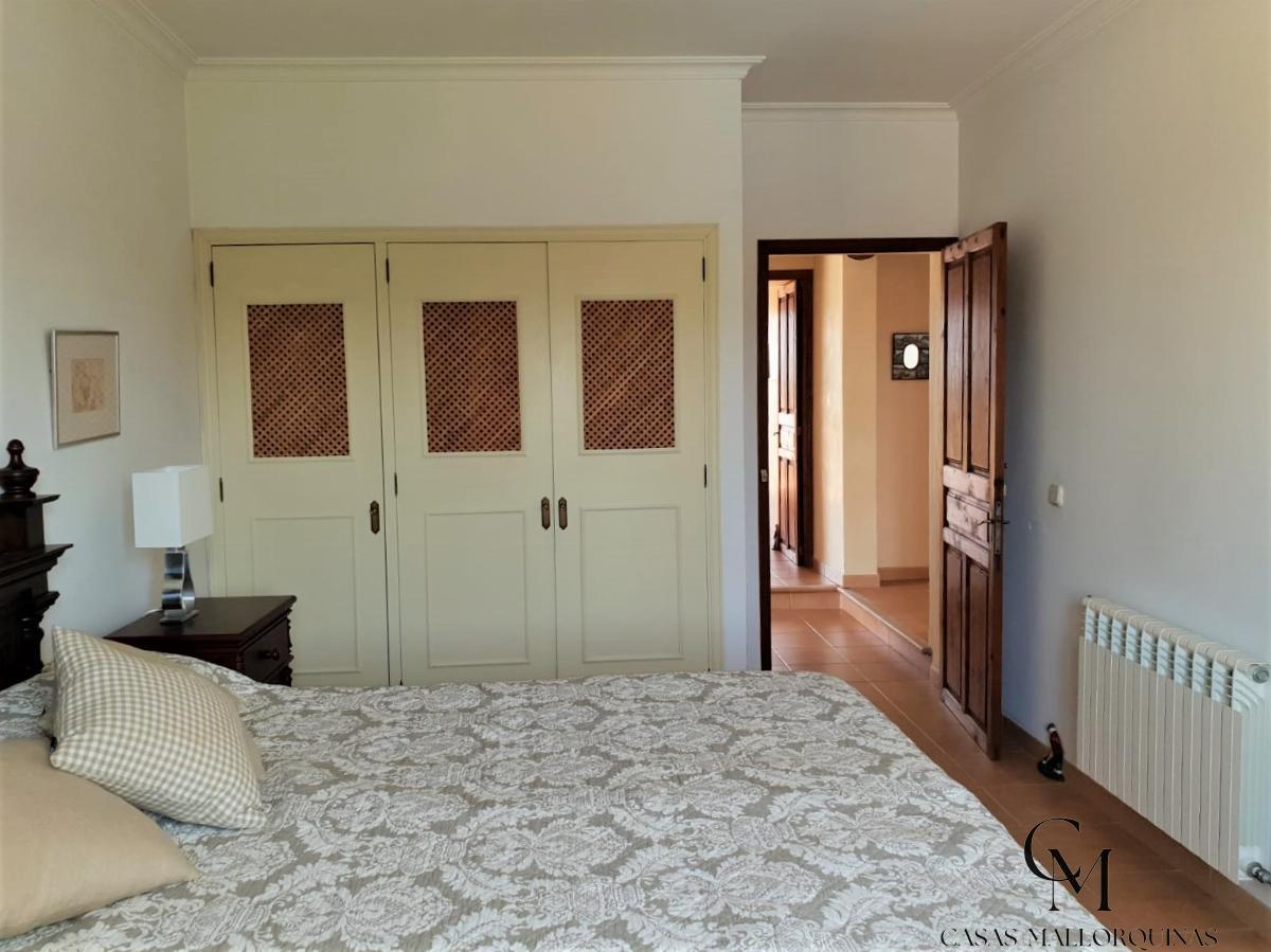 For sale of chalet in Santa Margalida