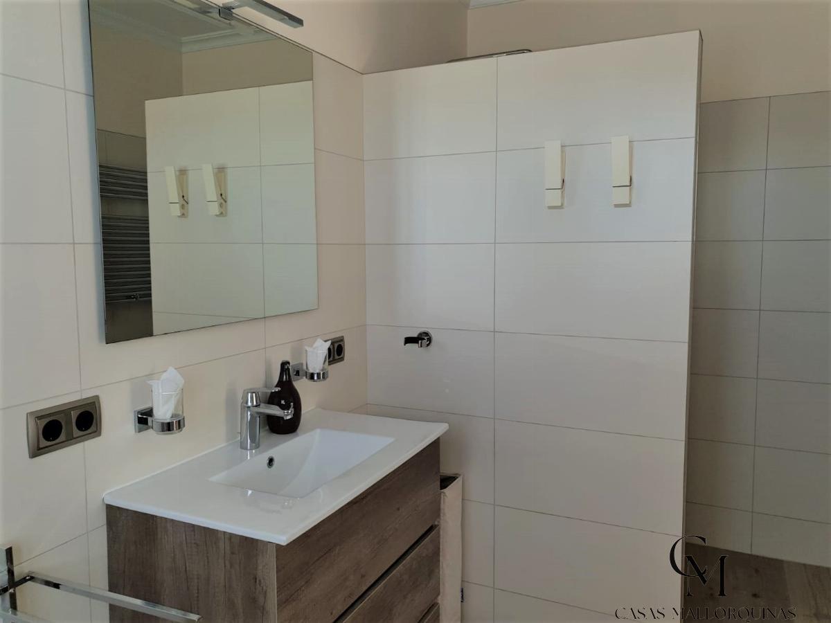 For sale of chalet in Santa Margalida