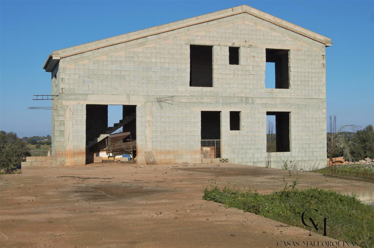 For sale of chalet in Santa Margalida