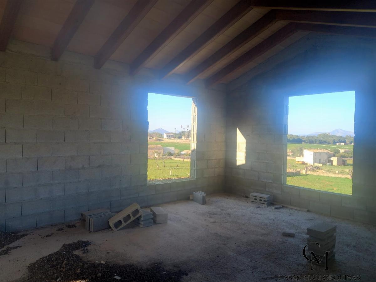 For sale of chalet in Santa Margalida