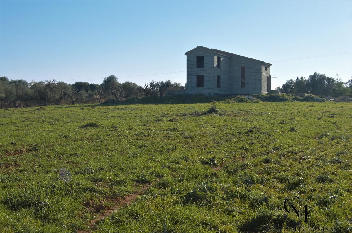 For sale of chalet in Santa Margalida