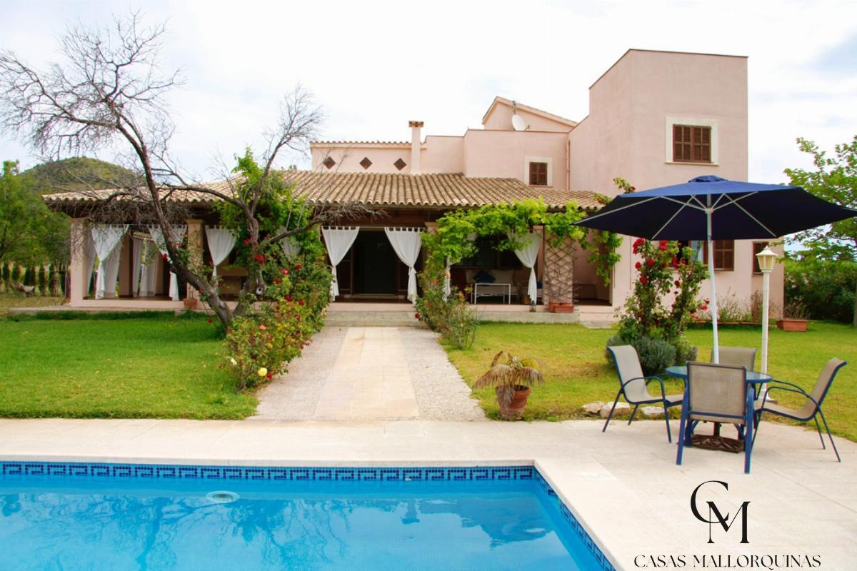 For sale of chalet in Son Servera