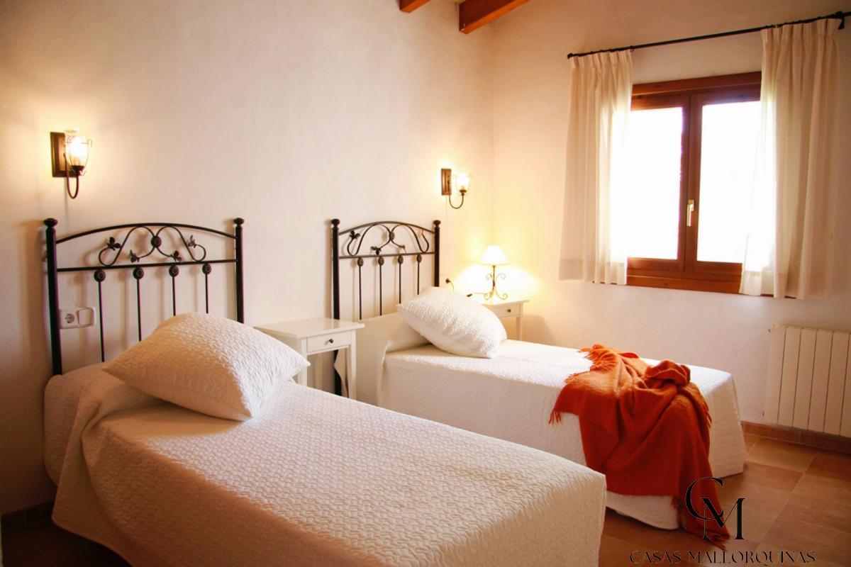 For sale of chalet in Son Servera