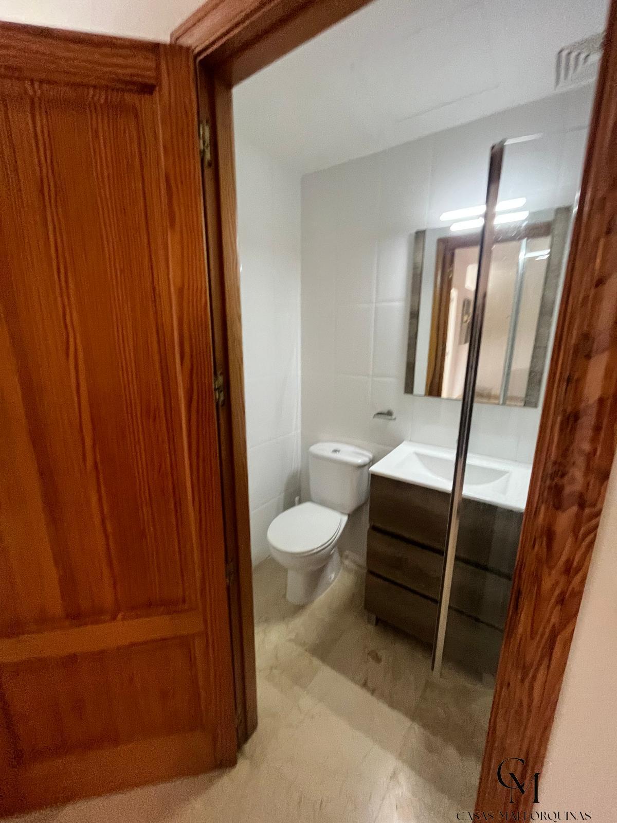 For sale of premises in Can Picafort