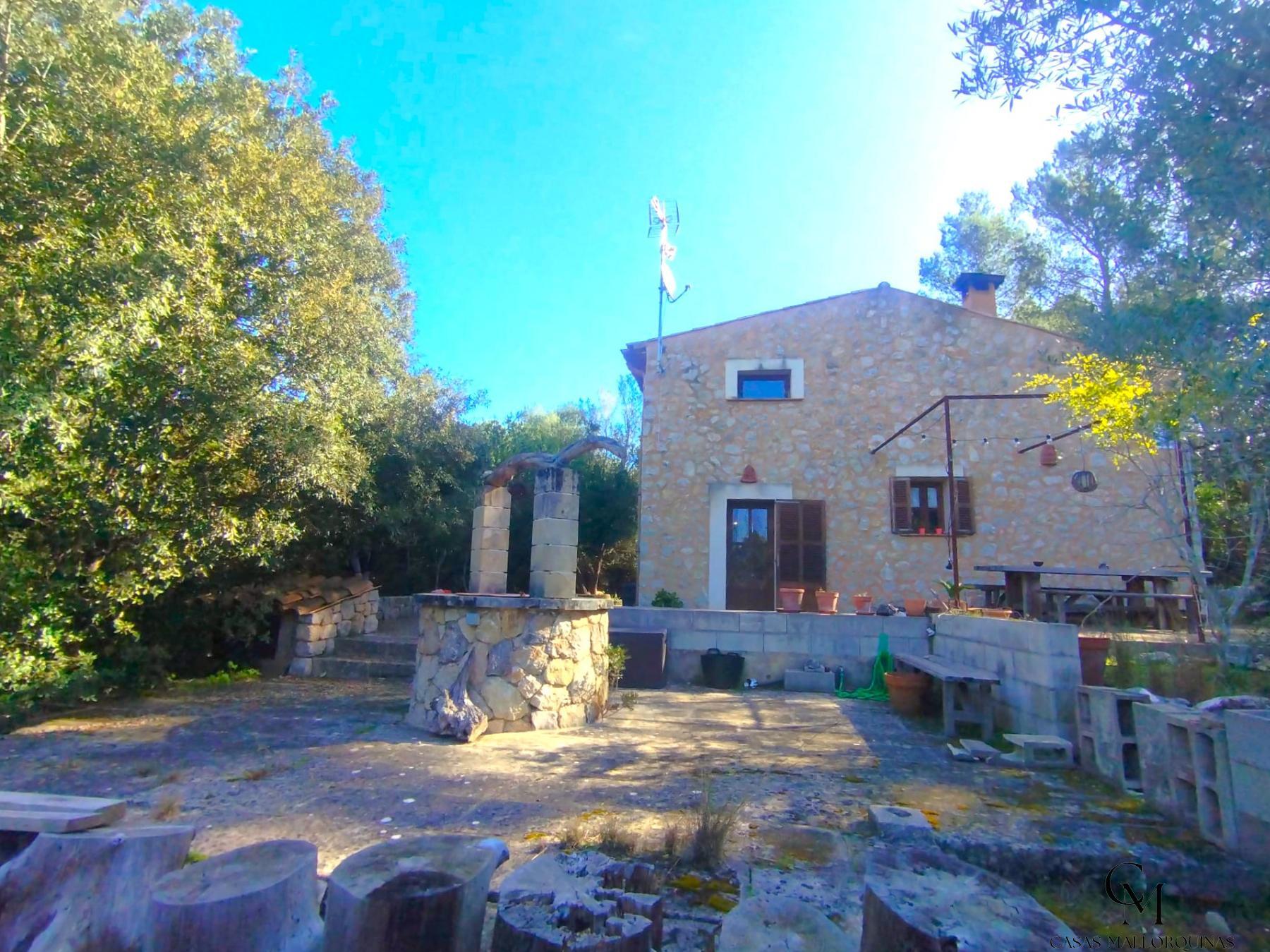 For sale of rural property in Campanet