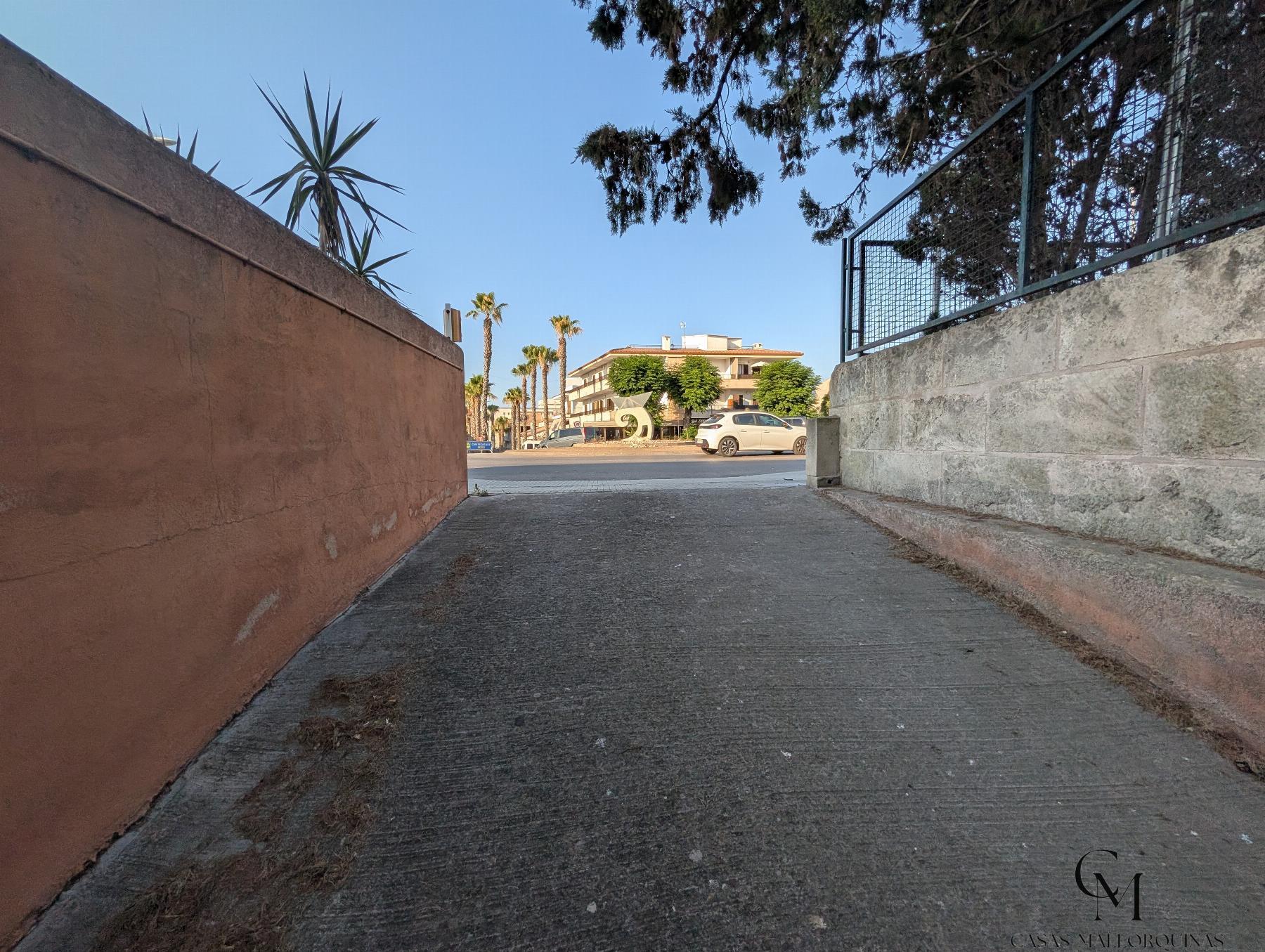 Venta de local en Can Picafort