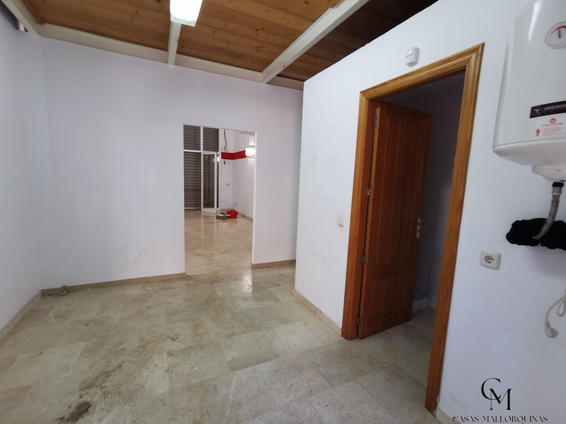 Venta de local en Can Picafort