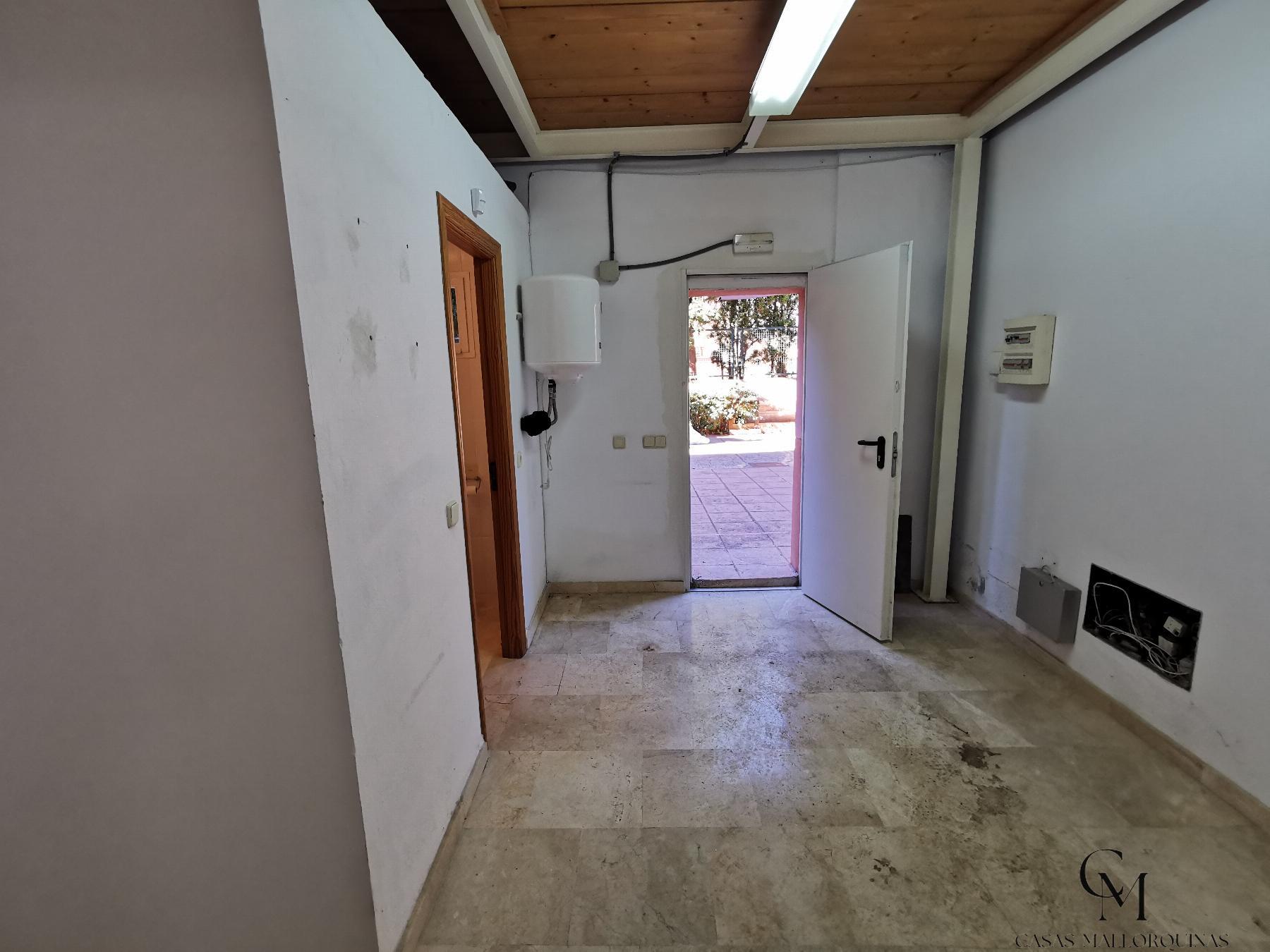Venta de local en Can Picafort