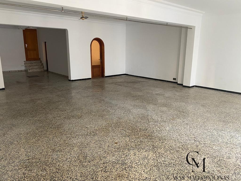 For sale of commercial in Can Picafort