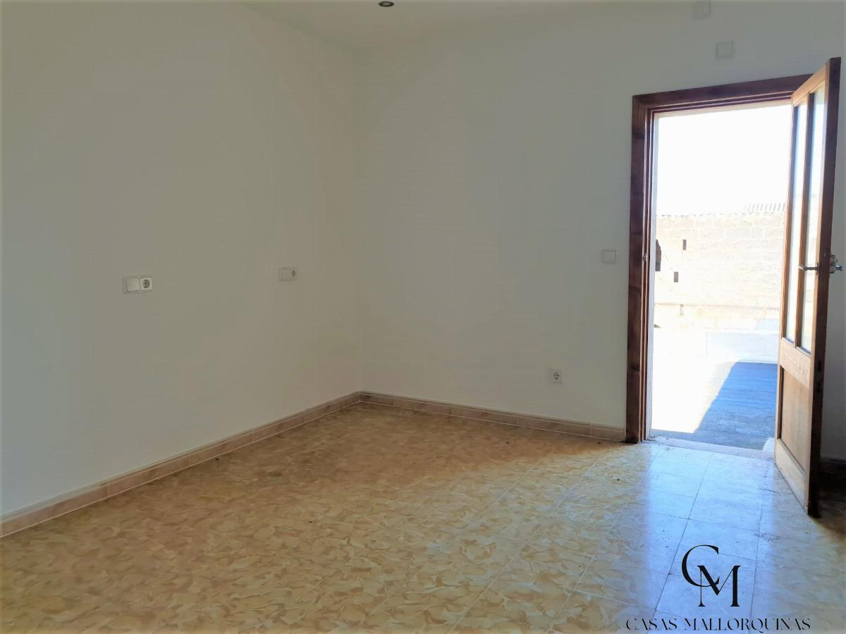 For sale of chalet in Santa Margalida