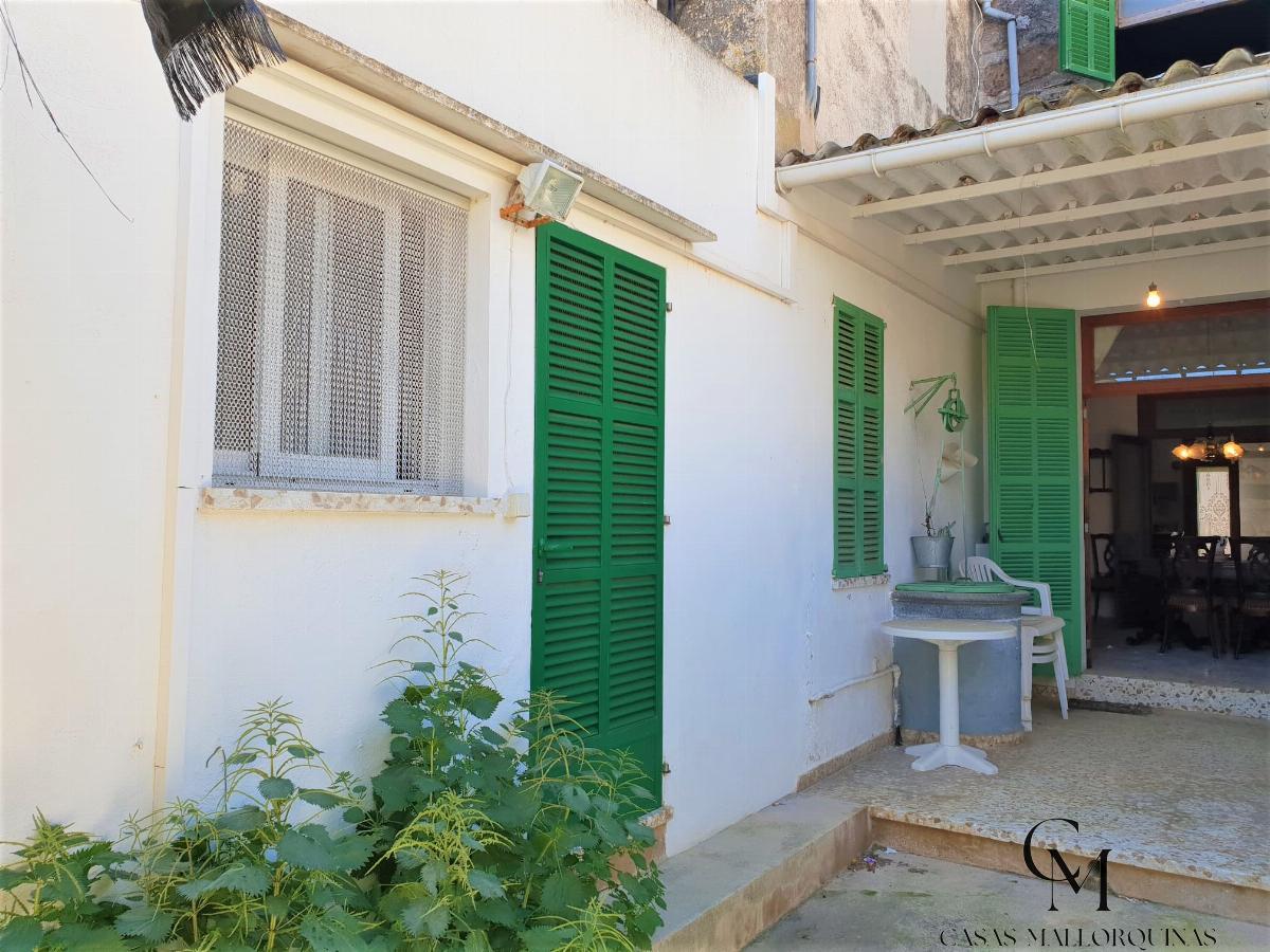 For sale of chalet in Santa Margalida
