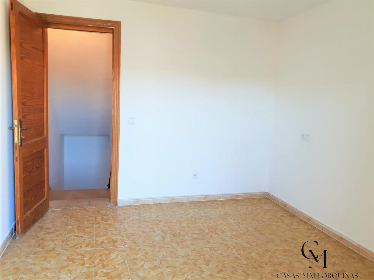 For sale of chalet in Santa Margalida