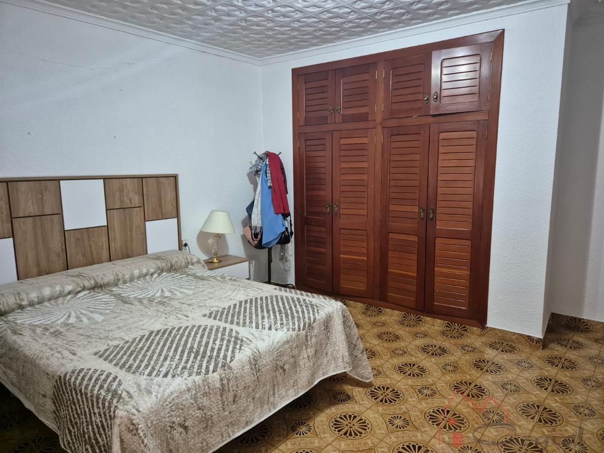 For sale of house in Alcàsser