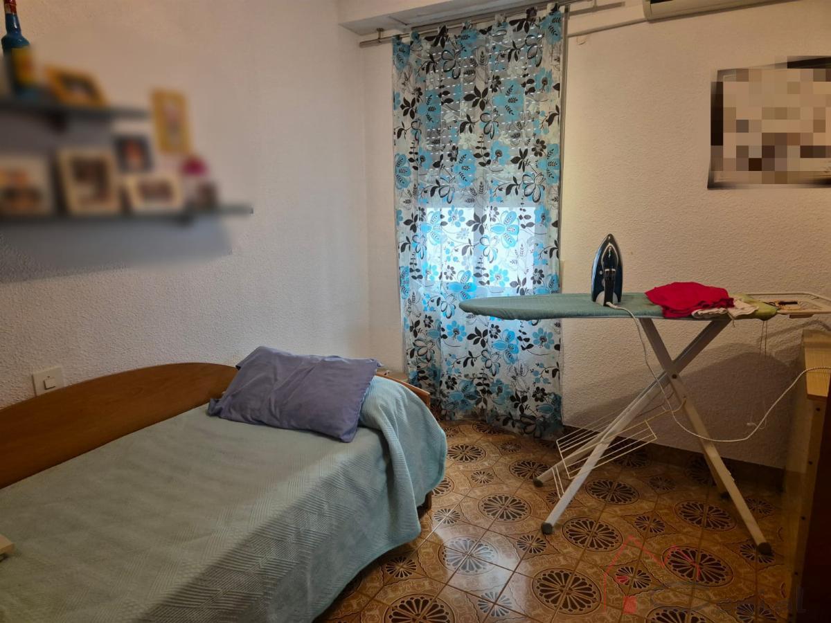 For sale of house in Alcàsser