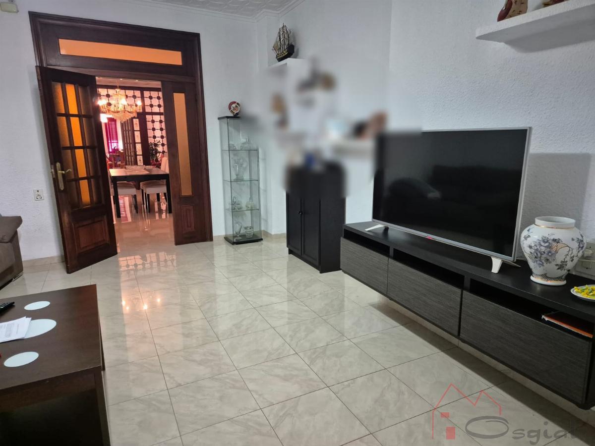 For sale of house in Alcàsser