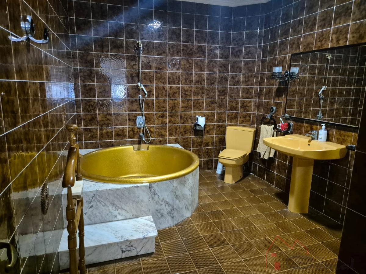 For sale of house in Alcàsser
