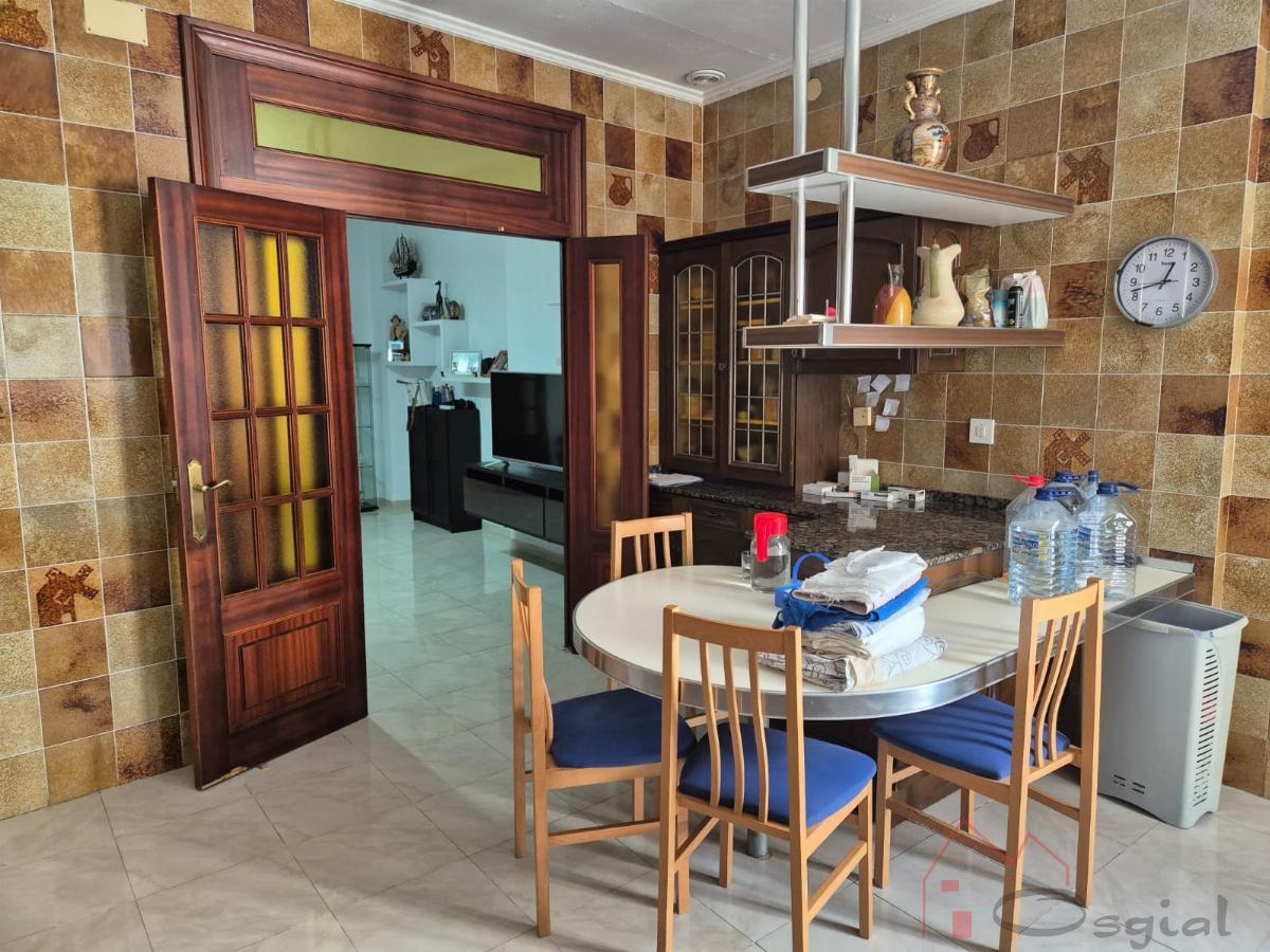 For sale of house in Alcàsser